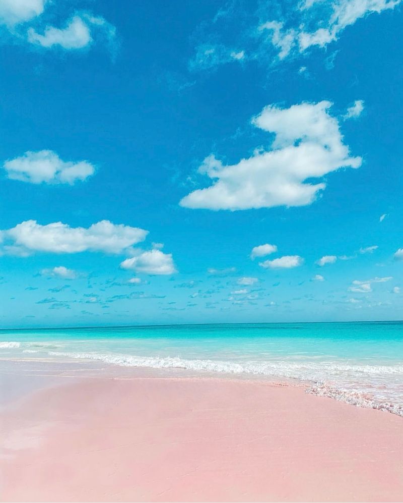 Pink Sands Beach, Bahamas