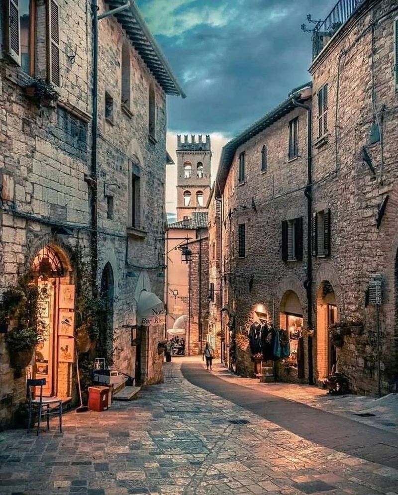 Assisi