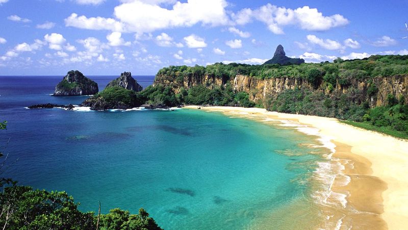 Baia do Sancho, Brazil