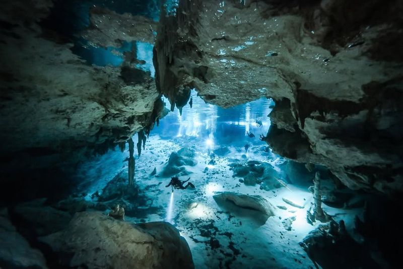 Cenote Dos Ojos, Mexico