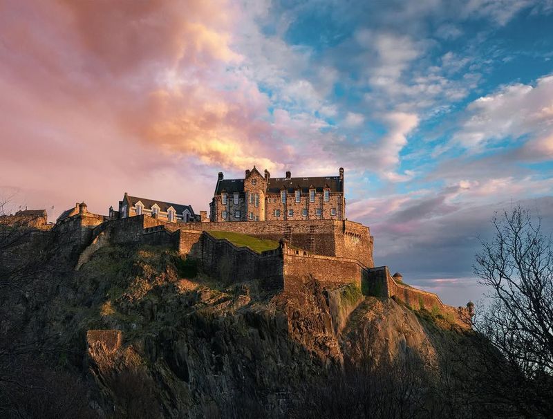 Edinburgh Castle's Majestic Views