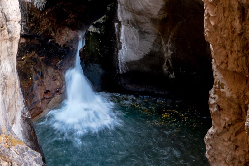 Exploring Box Canyon Falls Park