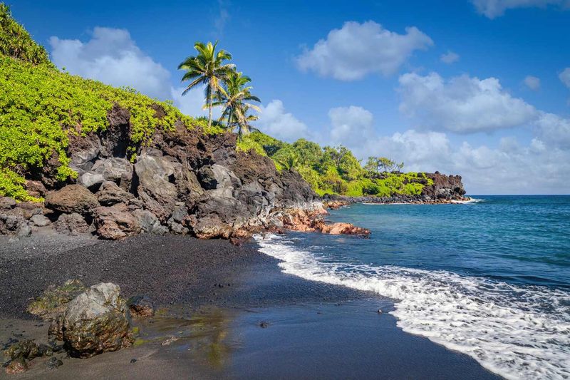 Honokalani Beach, Hawaii