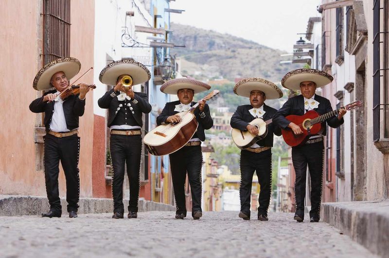 Mexican Mariachi Serenade