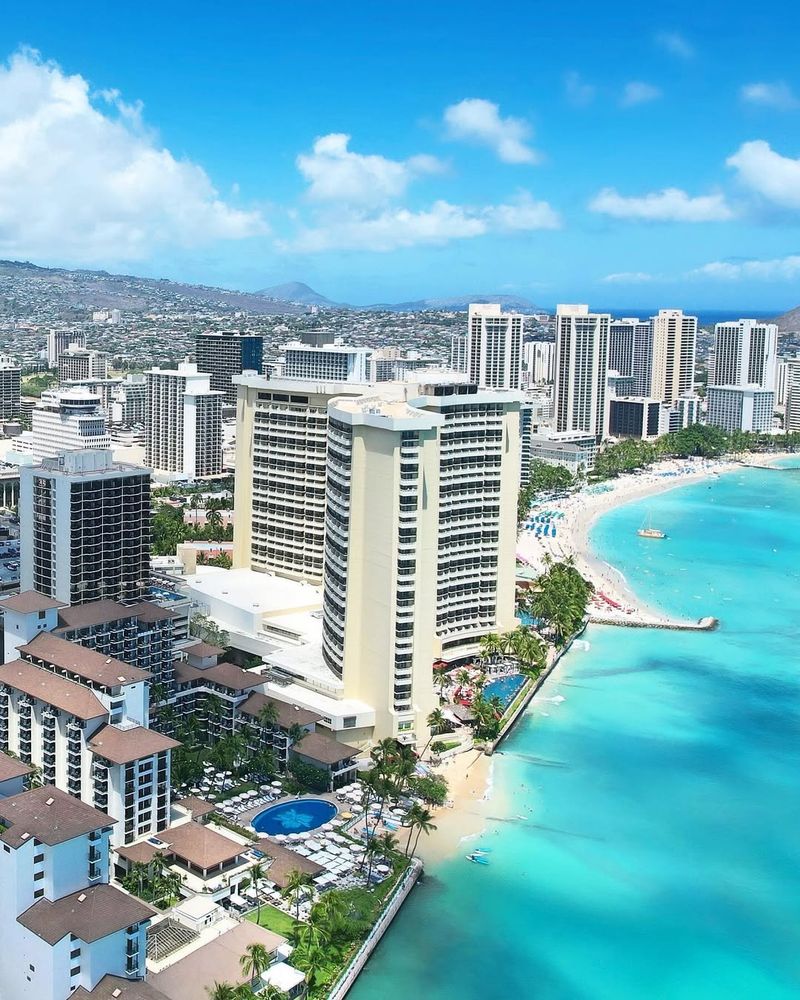 Waikiki Beach, Oahu, Hawaii