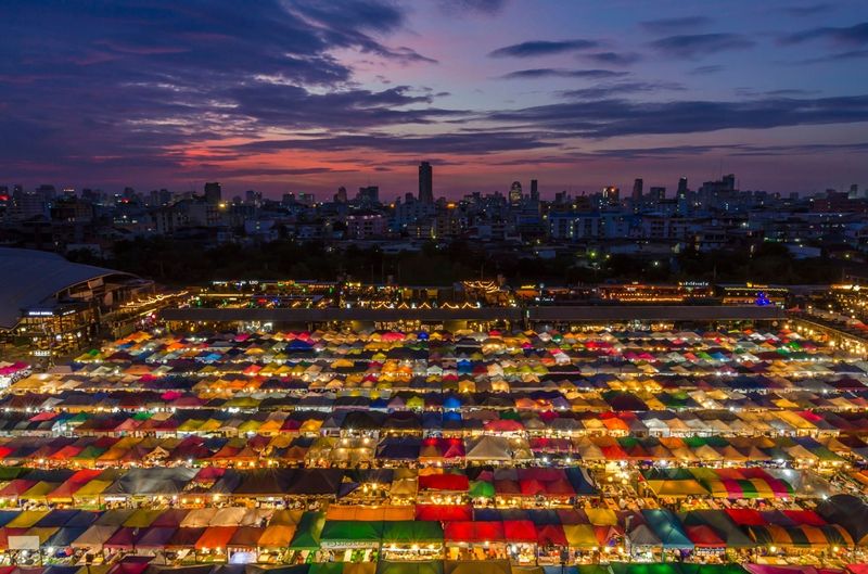 Ratchada Train Market