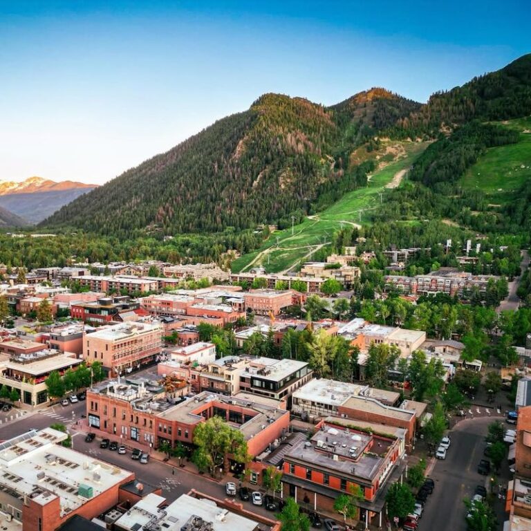 7 Most Enchanting Romantic Getaways In America