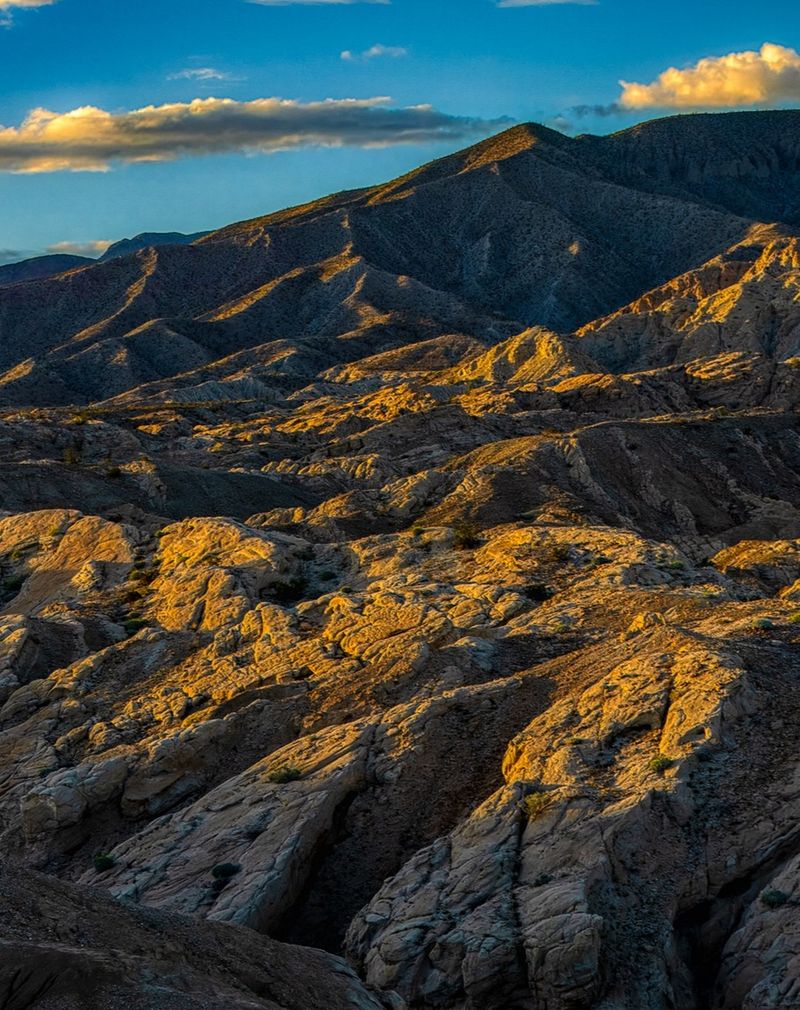 Superstition Mountains, California