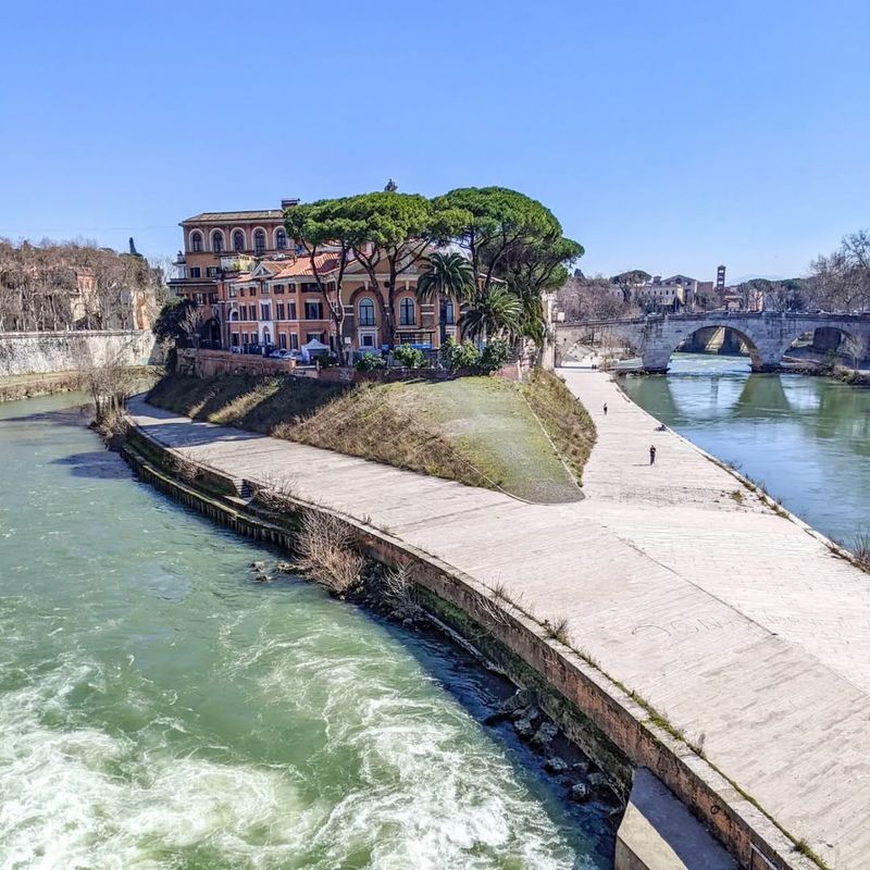 Tiber Island