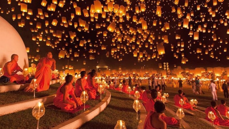 Yi Peng Lantern Festival