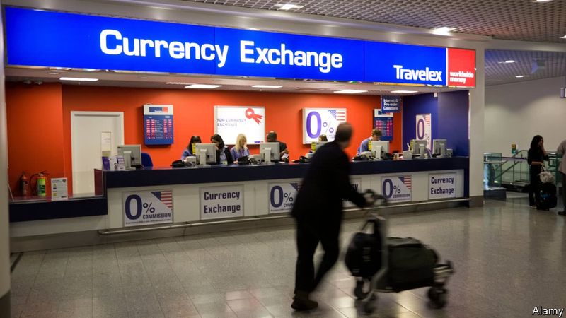 Exchanging money at the airport