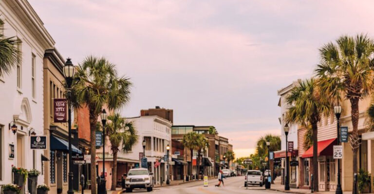 15 Picturesque Small Towns in the U.S. You’ve Never Heard Of (But Should Visit)