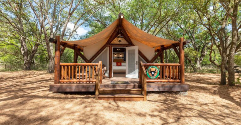 22 Best Glamping Spots in the U.S. for Nature Lovers