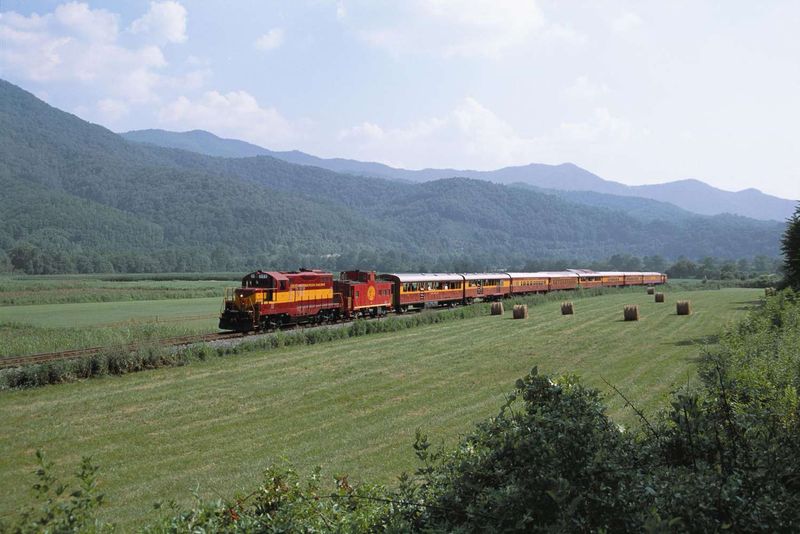 Great Smoky Mountains Railroad