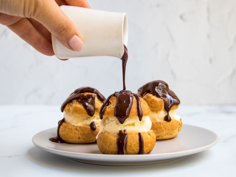 Profiteroles