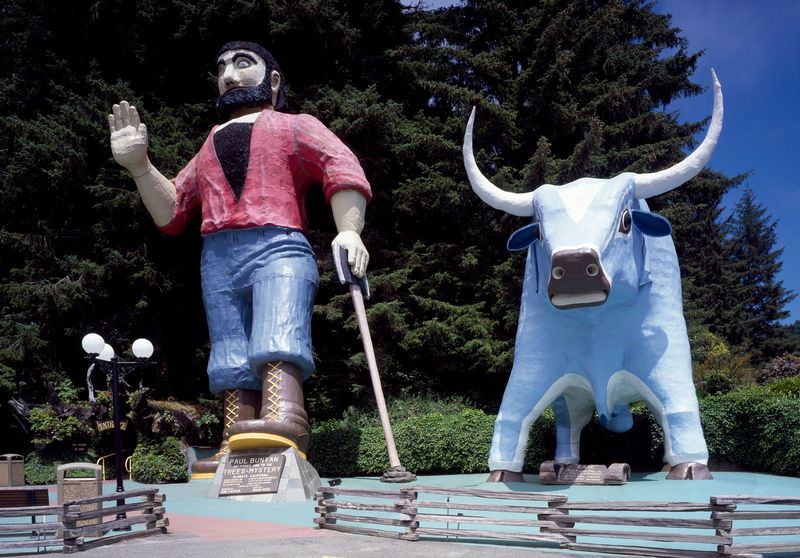 Paul Bunyan and Babe the Blue Ox