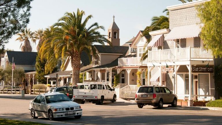 These 12 Small Towns In California Are Bursting With Beauty And Charm