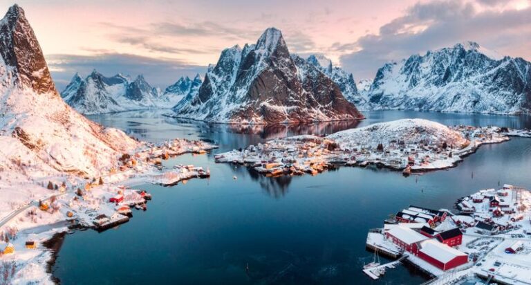 17 Breathtaking Destinations You Should Visit This Year