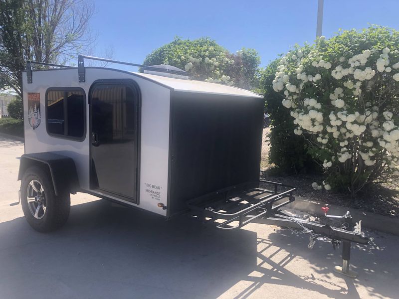 Hiker Trailer Highway Deluxe