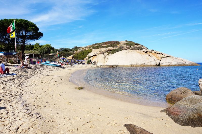 Relax at Arenella Beach