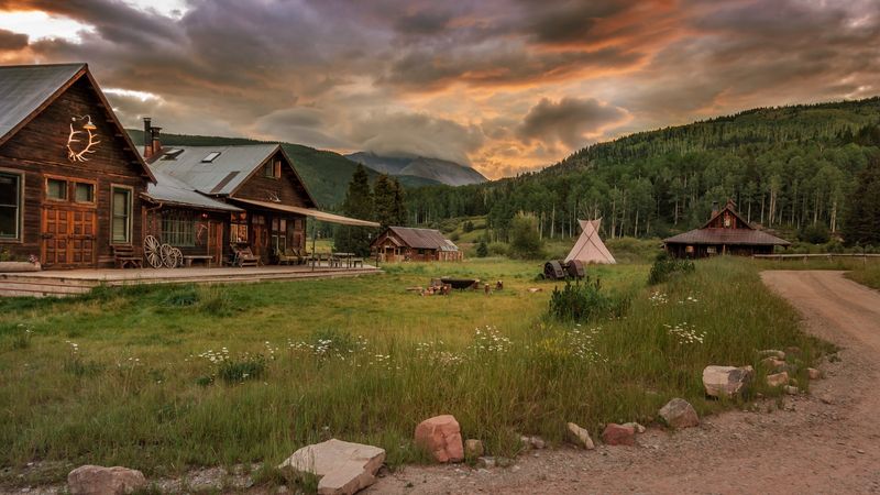 Dunton Hot Springs, Colorado