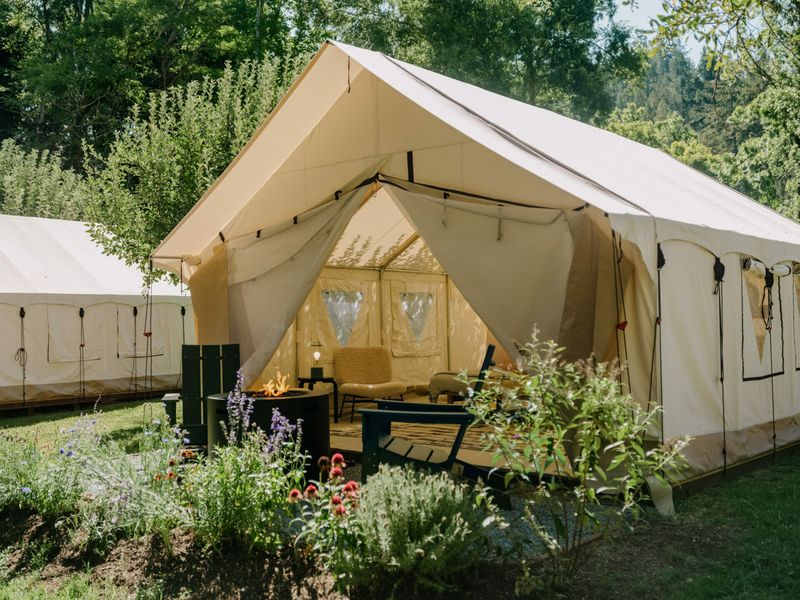 Glamping Unplugged