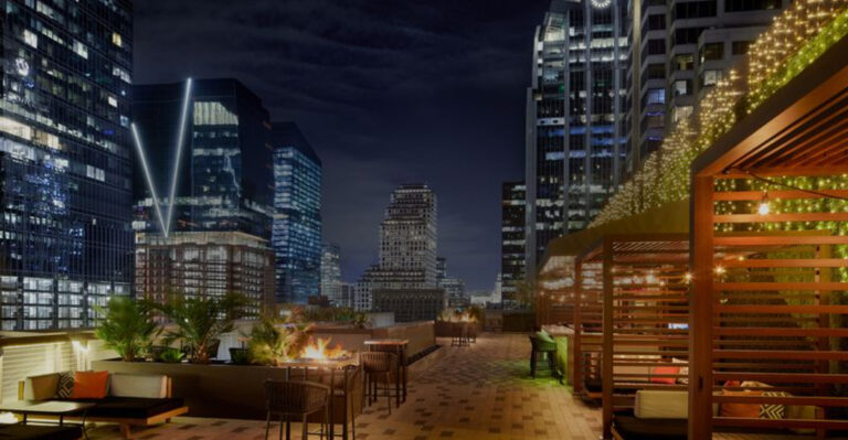10 Best Rooftop Bars For A Cinco De Mayo Full Of Fireworks And Margaritas