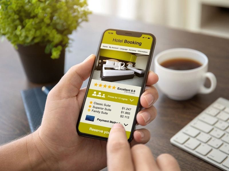 Use Hotel Booking Apps With Flash Sales And Secret Rates