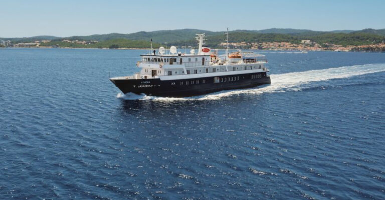 13 Vintage Cruise Ships That Are Still Sailing Today