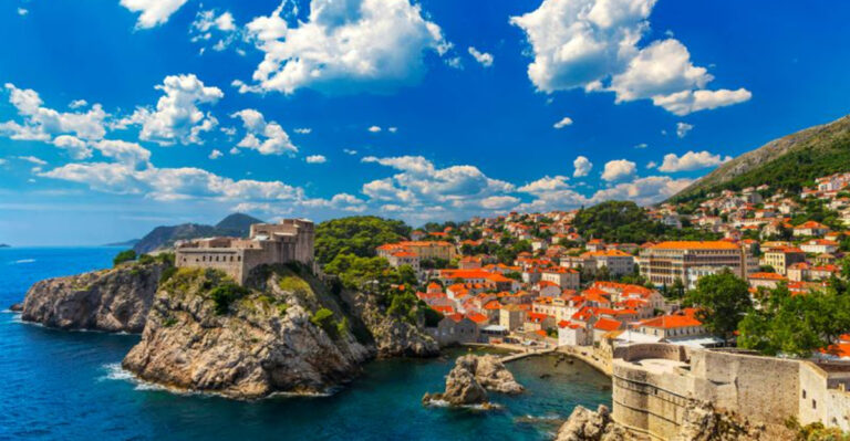 15 Famous Destinations That Get Way Better If You Time It Right