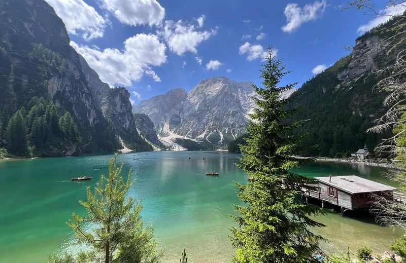 Walk the full lake loop