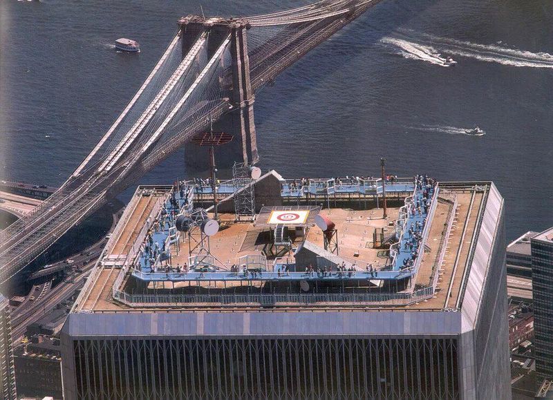 1980s – Tourists On Top Of The World Trade Center