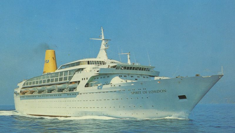 1970s – Caribbean Cruise Vacations Boom
