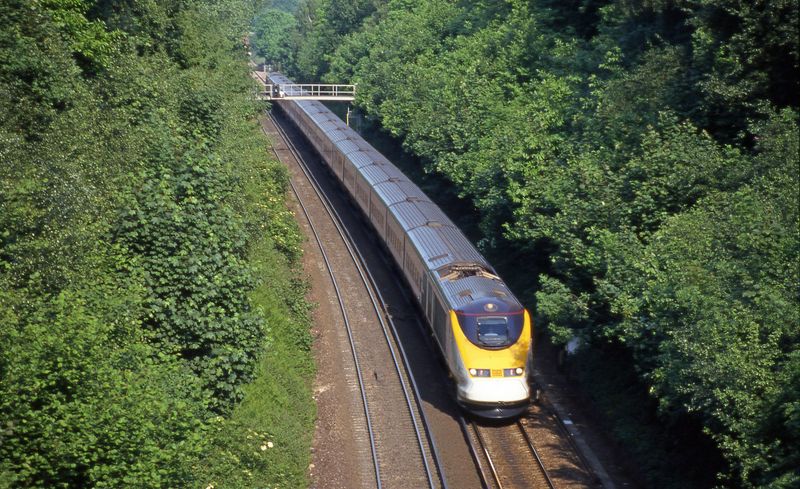 1990s – Eurostar Travelers Between London And Paris