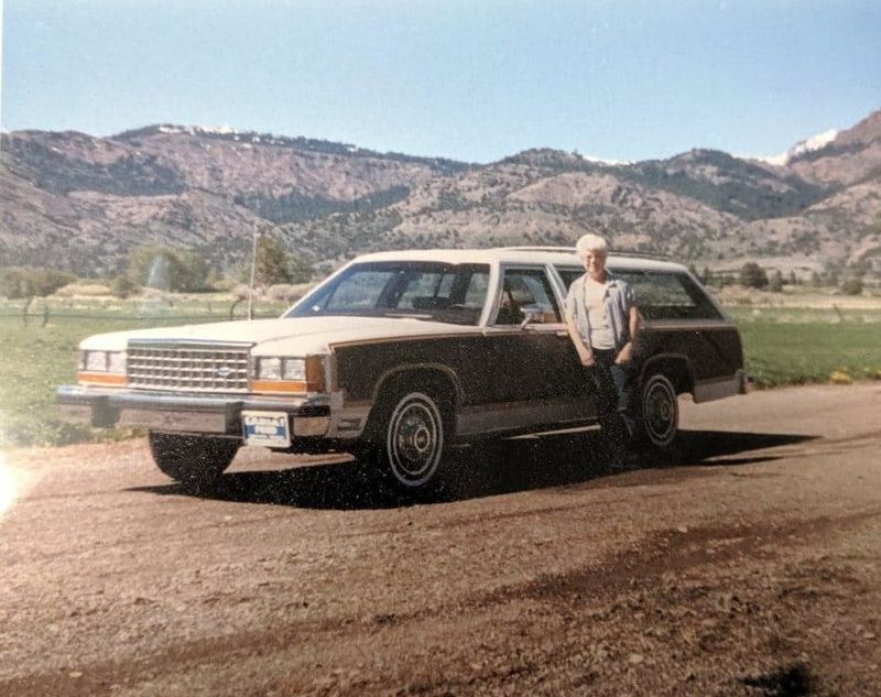1980s – Road Trips With Wood-Paneled Station Wagons
