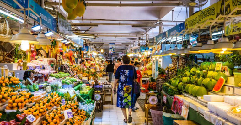 23 Markets Bursting With Color, Culture, And Local Flavor