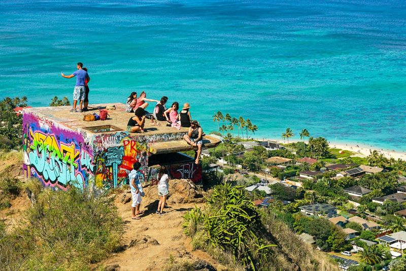 Lanikai Pillbox Trail, Hawaii