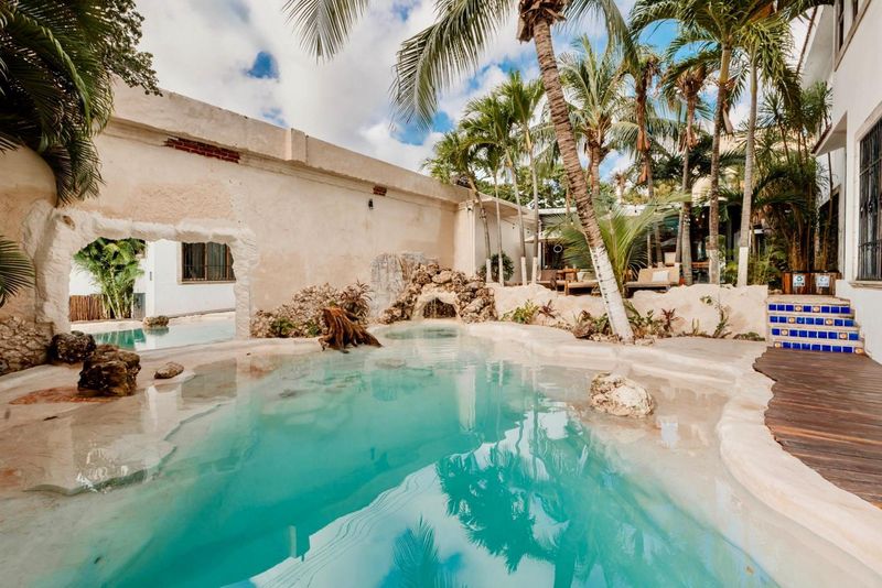Mezcal Hostel – Cancun, Mexico