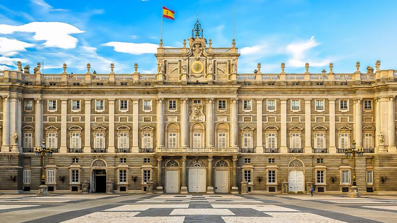 Day 2: Explore the Royal Palace