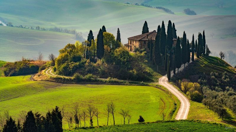 Italy (Tuscany, Amalfi Coast)
