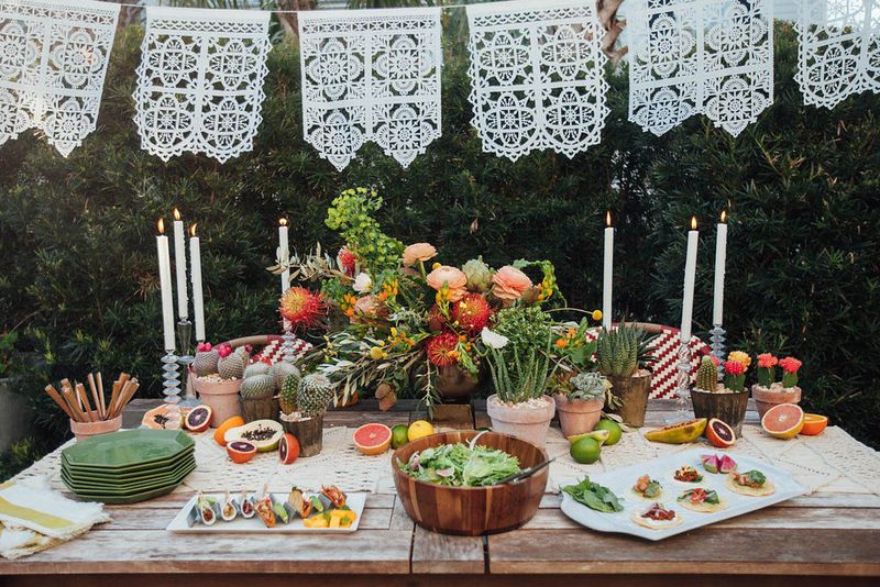 Family Gatherings With Traditional Decor