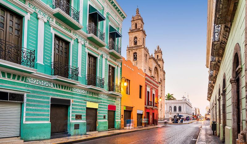The Vibrant Streets of Mérida