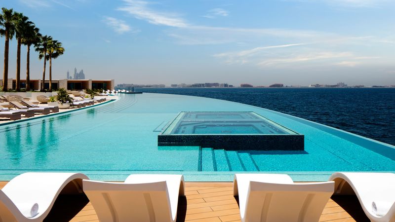 Overlooking Hotel Amenities