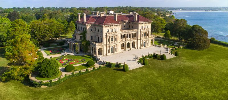Newport Mansions