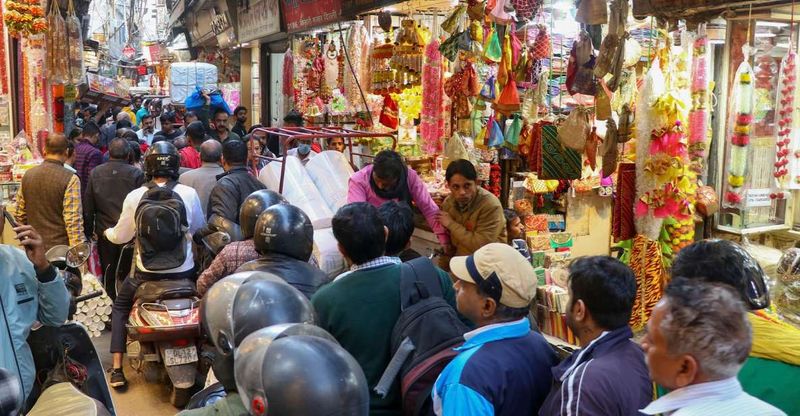 Indian Spice Market Tour in Delhi