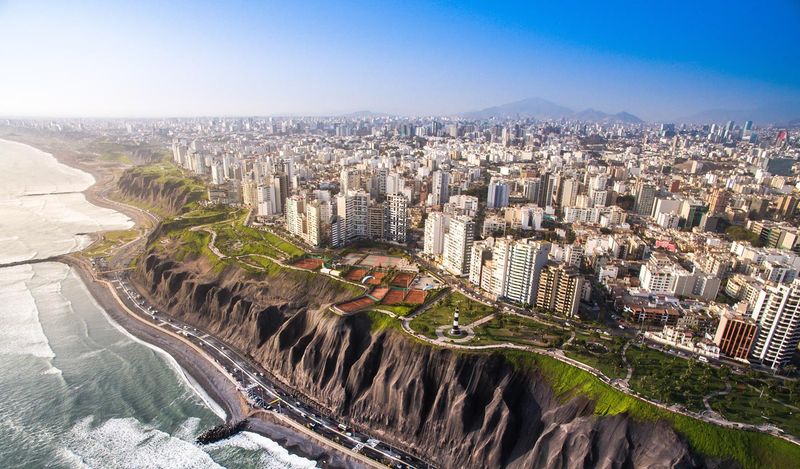 Lima, Peru – Theft & Tastes