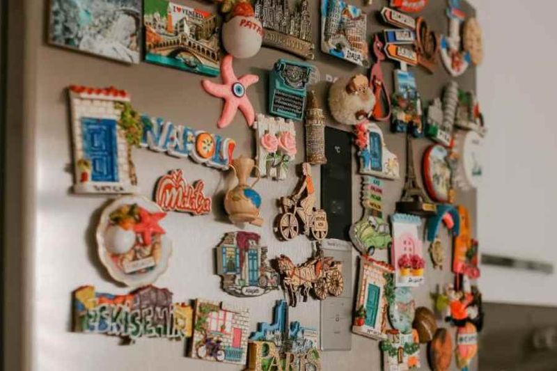 Souvenir Magnet Fridge Display