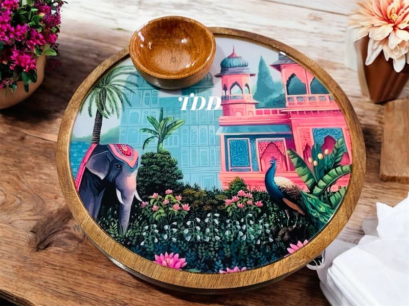 Display Table Tray