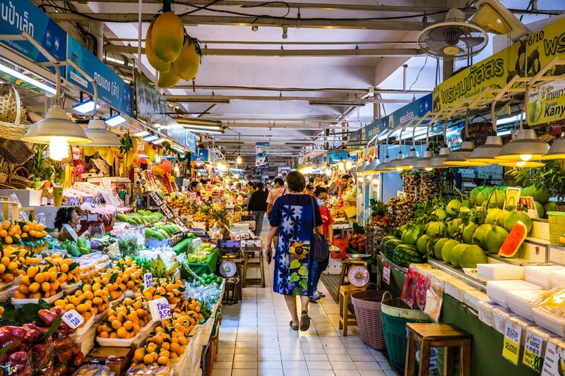 Or Tor Kor Market