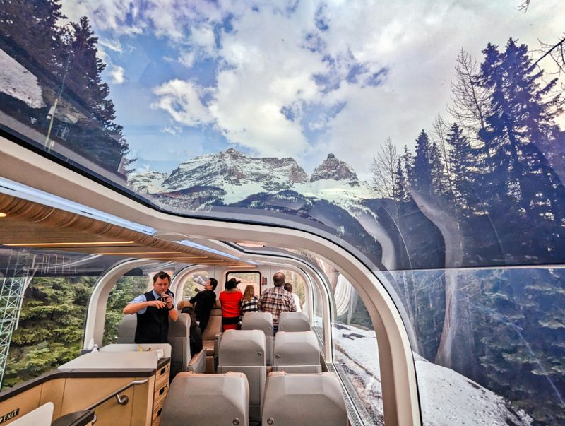 The Rocky Mountaineer, Canada